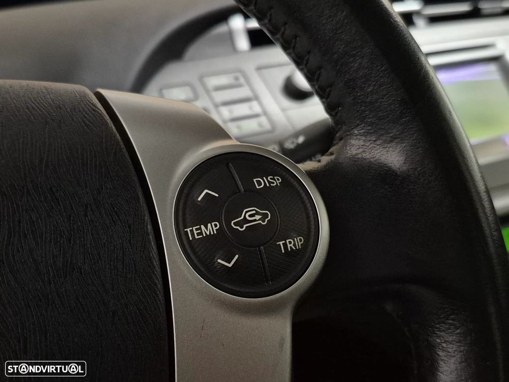 Toyota Prius 1.8 Plug-In Pack Premium - 16