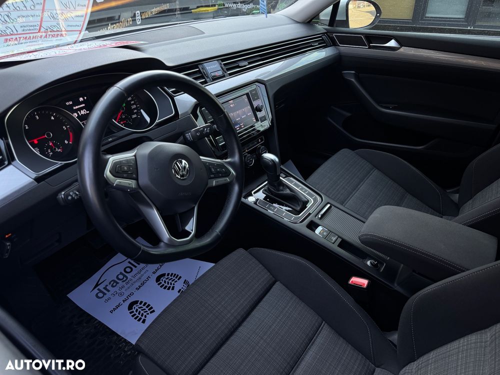 Volkswagen Passat - 13