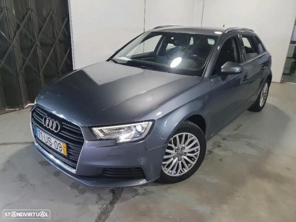 Audi A3 Sportback 2.0 TDI Design - 22
