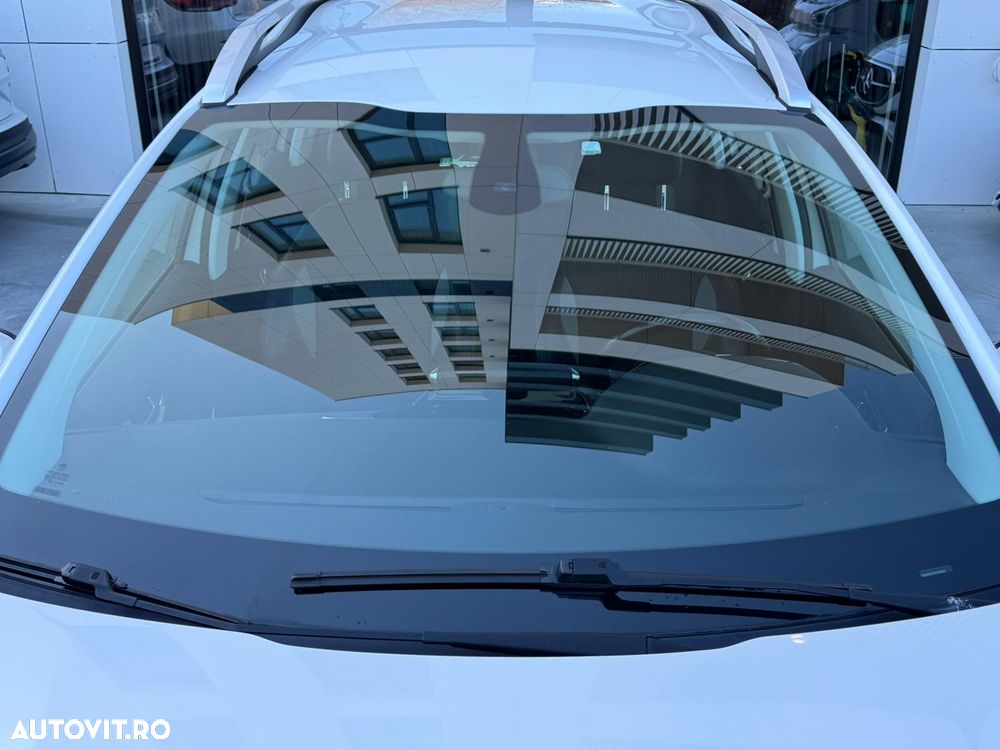 Peugeot 2008 1.2 PureTech Turbo EAT6 S&S Allure - 17