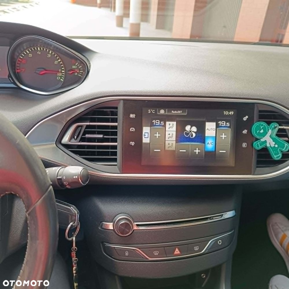 Peugeot 308 - 5