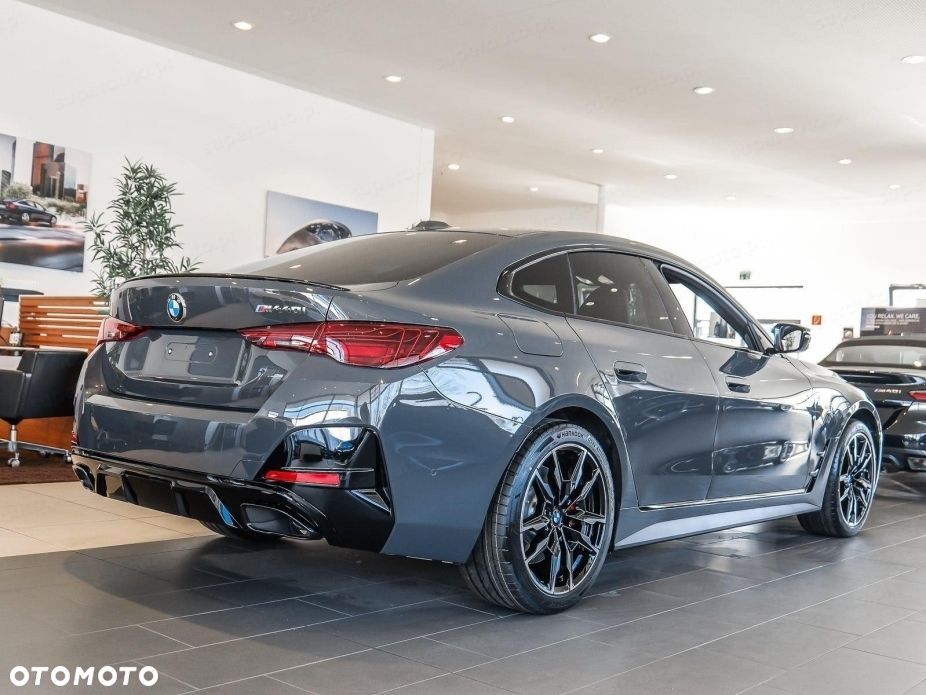 BMW Seria 4 M440i xDrive mHEV - 3
