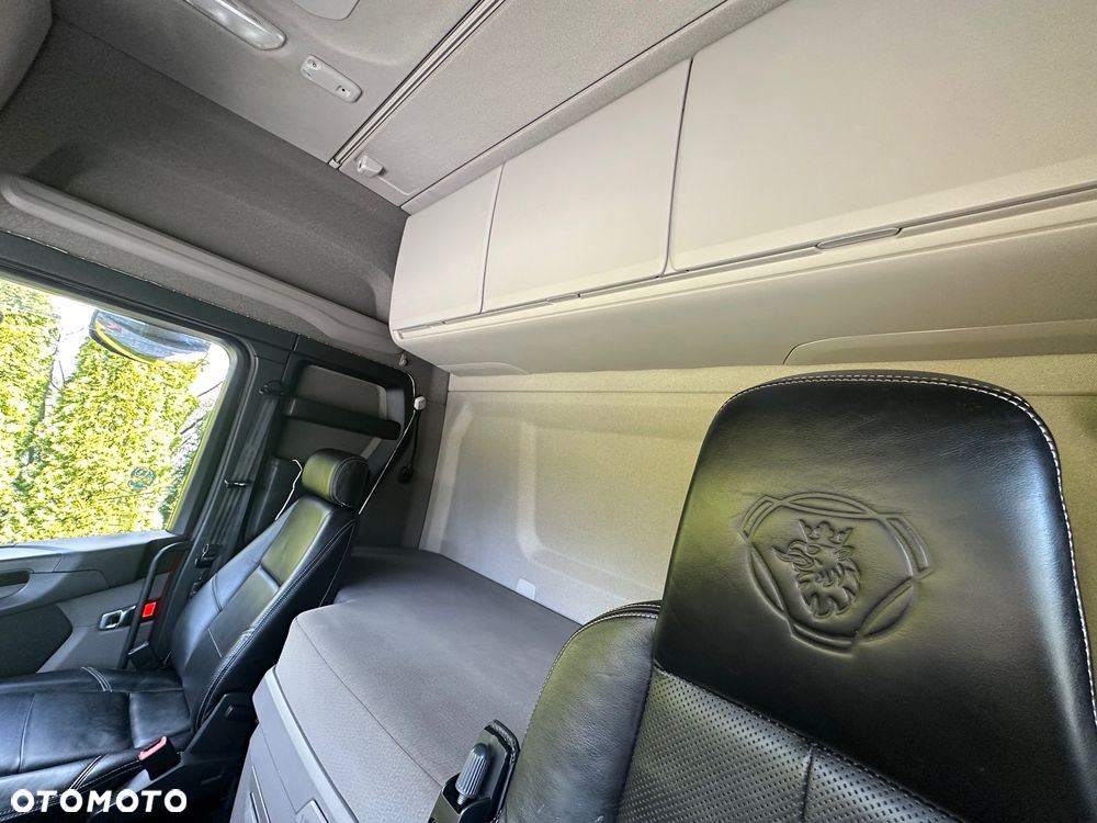 Scania / R500 / 6X2 / HAKOWIEC / Oś-SKRĘTNA-PODNOSZONA / - 35