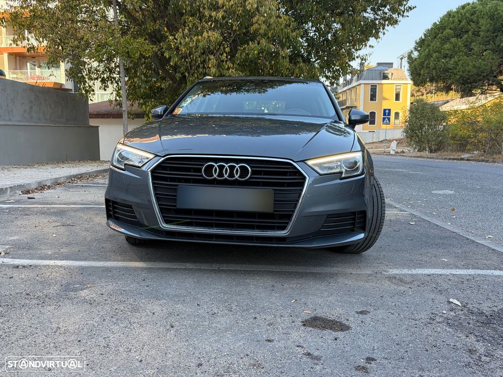 Audi A3 Sportback 1.6 TDI Advance - 4