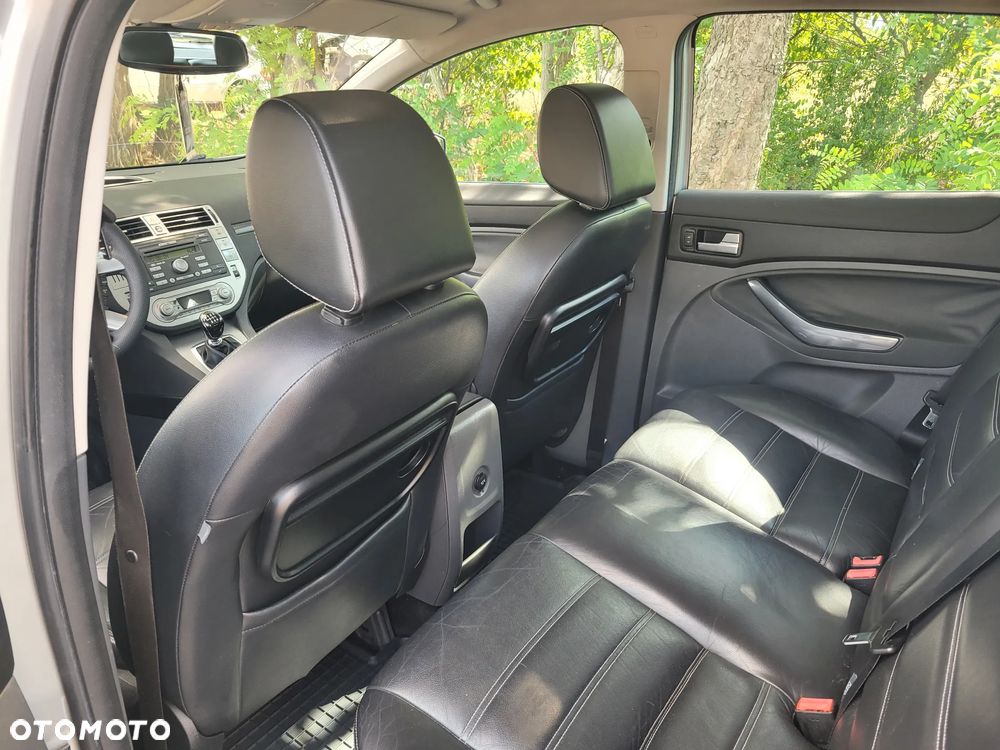 Ford Kuga 2.0 TDCi 4x4 Trend - 11