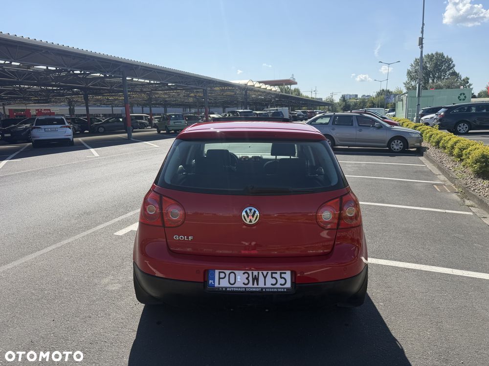 Volkswagen Golf 1.4 FSI Comfortline - 5