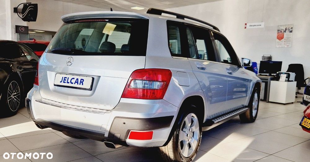 Mercedes-Benz GLK - 11
