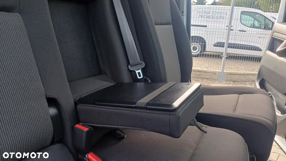Toyota Proace - 17