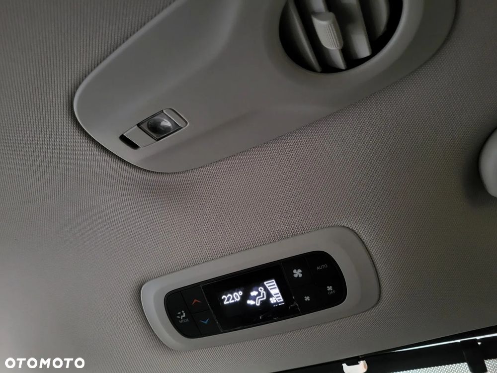 Chrysler Pacifica - 26