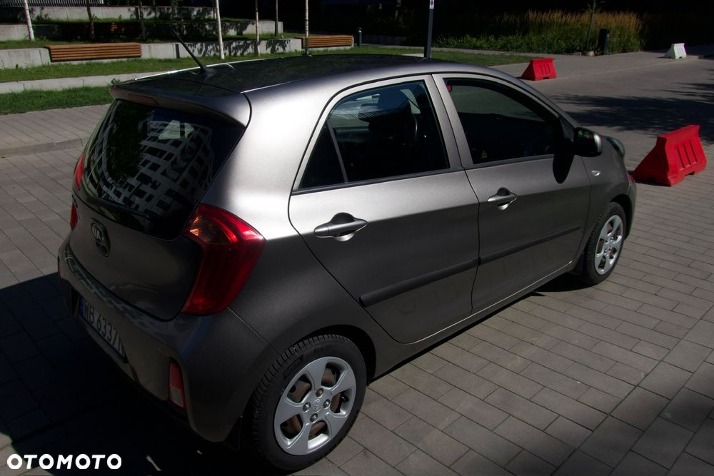 Kia Picanto 1.0 L - 3