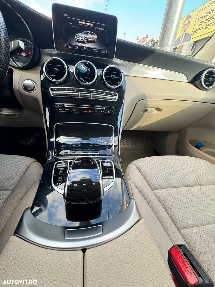 Mercedes-Benz GLC 250 4MATIC - 18