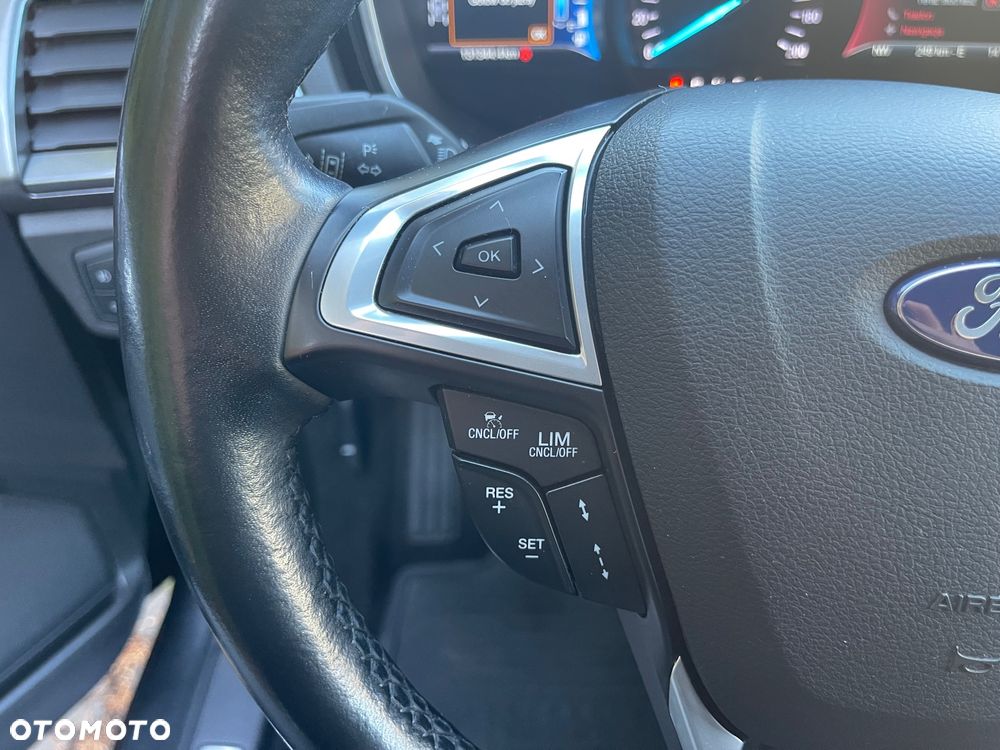 Ford Mondeo 2.0 Hybrid Titanium - 28