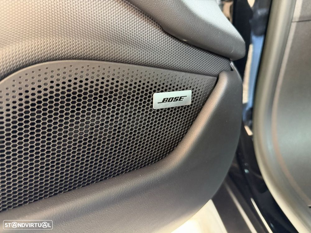 Porsche Taycan Bateria Performance Plus - 26