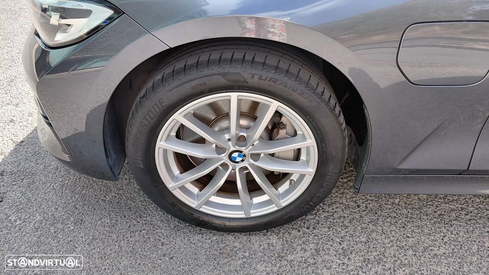 BMW 330 e Corporate Edition Auto - 15