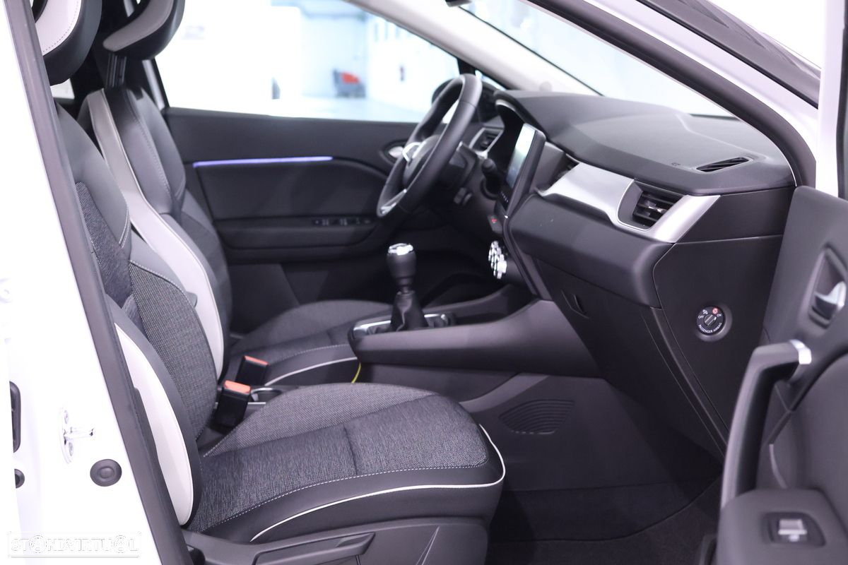 Renault Captur 1.0 TCe Techno Bi-Fuel - 22