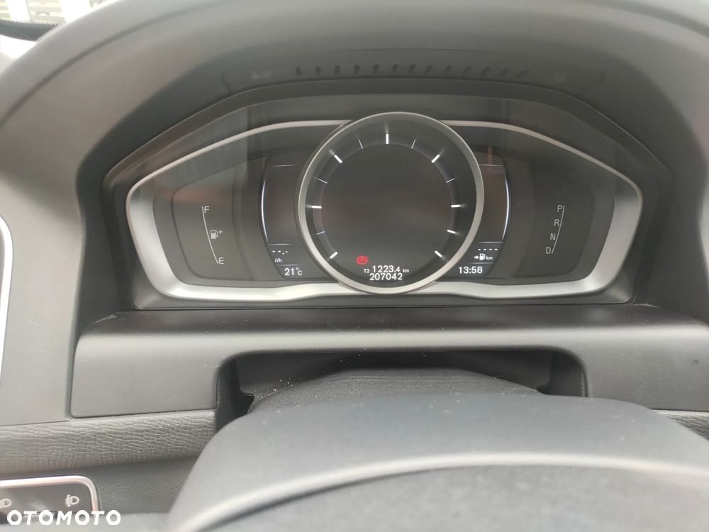 Volvo XC 60 D3 Drive-E Momentum - 20