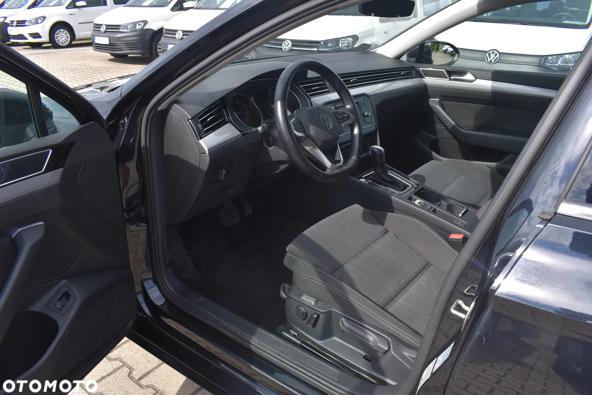 Volkswagen Passat 1.5 TSI EVO Business DSG - 9