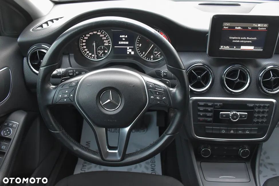 Mercedes-Benz Klasa A 180 CDI 7G-DCT AMG Line - 27