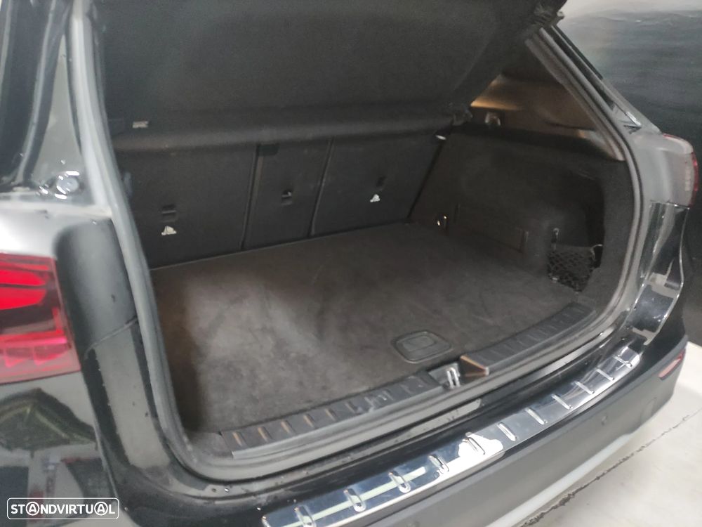 Mercedes-Benz GLA 180 d Progressive - 6