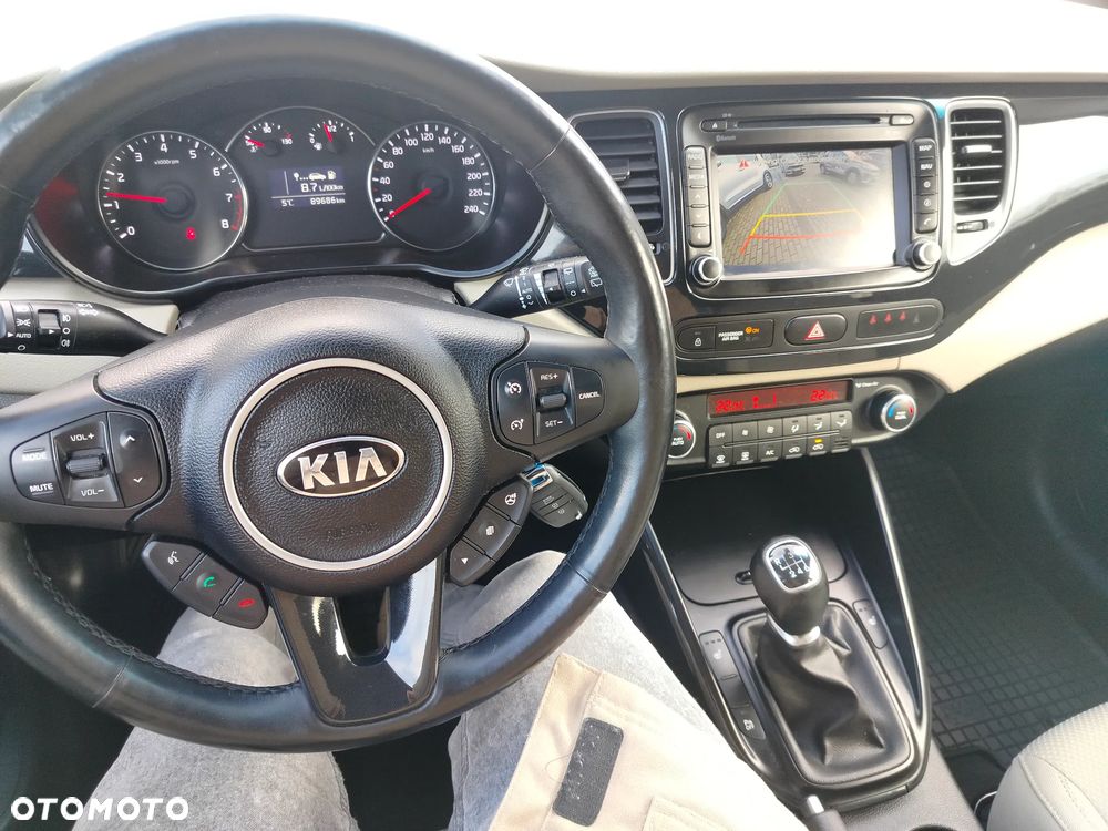 Kia Carens 1.6 GDI Business Line EU6 - 12