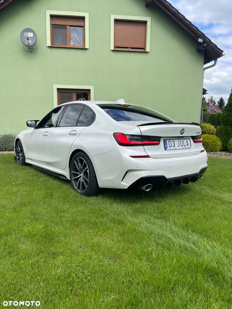 BMW Seria 3 330d M Sport sport - 11