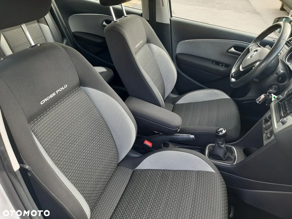Volkswagen Polo 1.2 TSI BMT Highline - 18