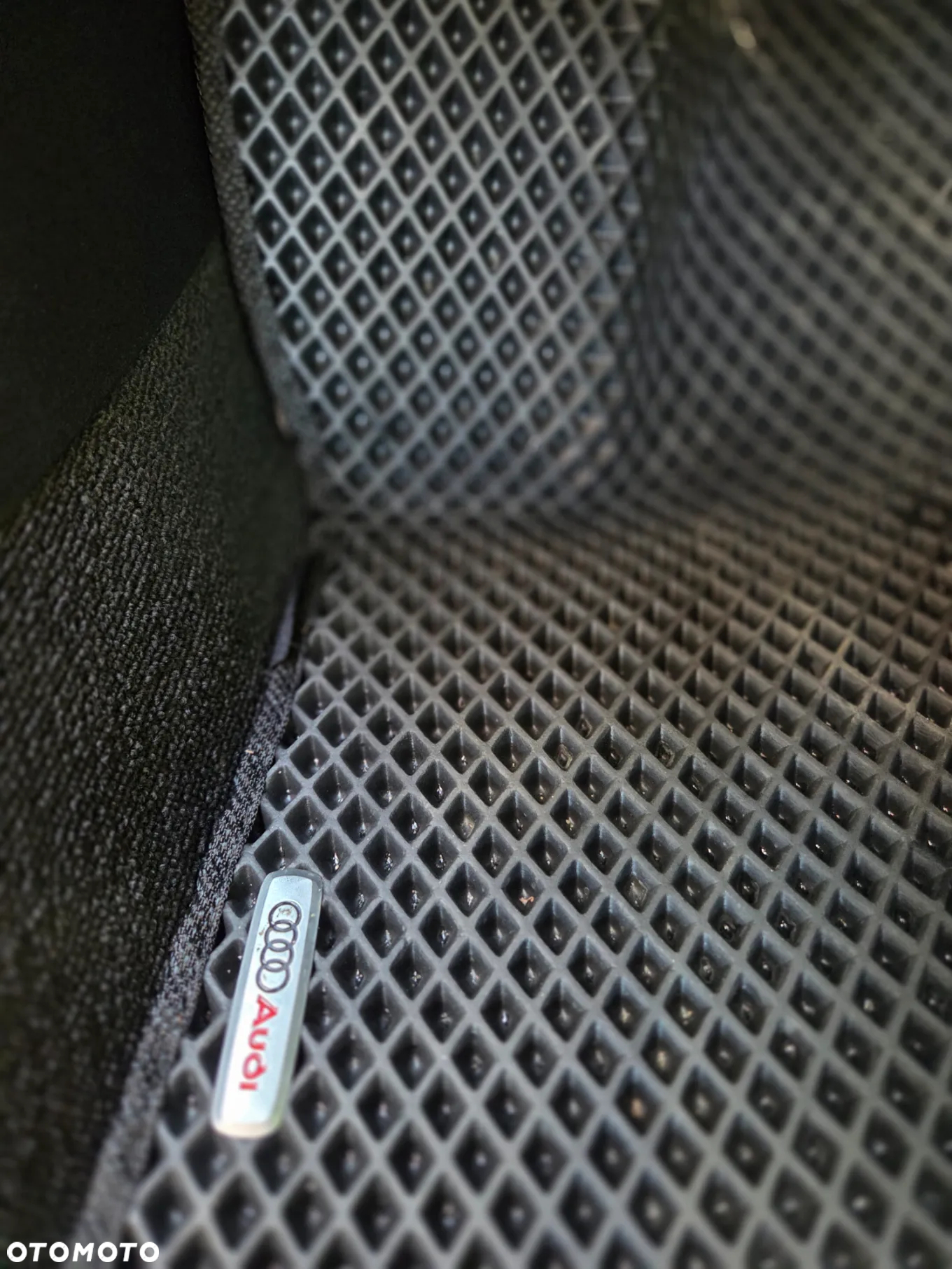 Audi TT Coupé 2.0 TDI Quattro - 10