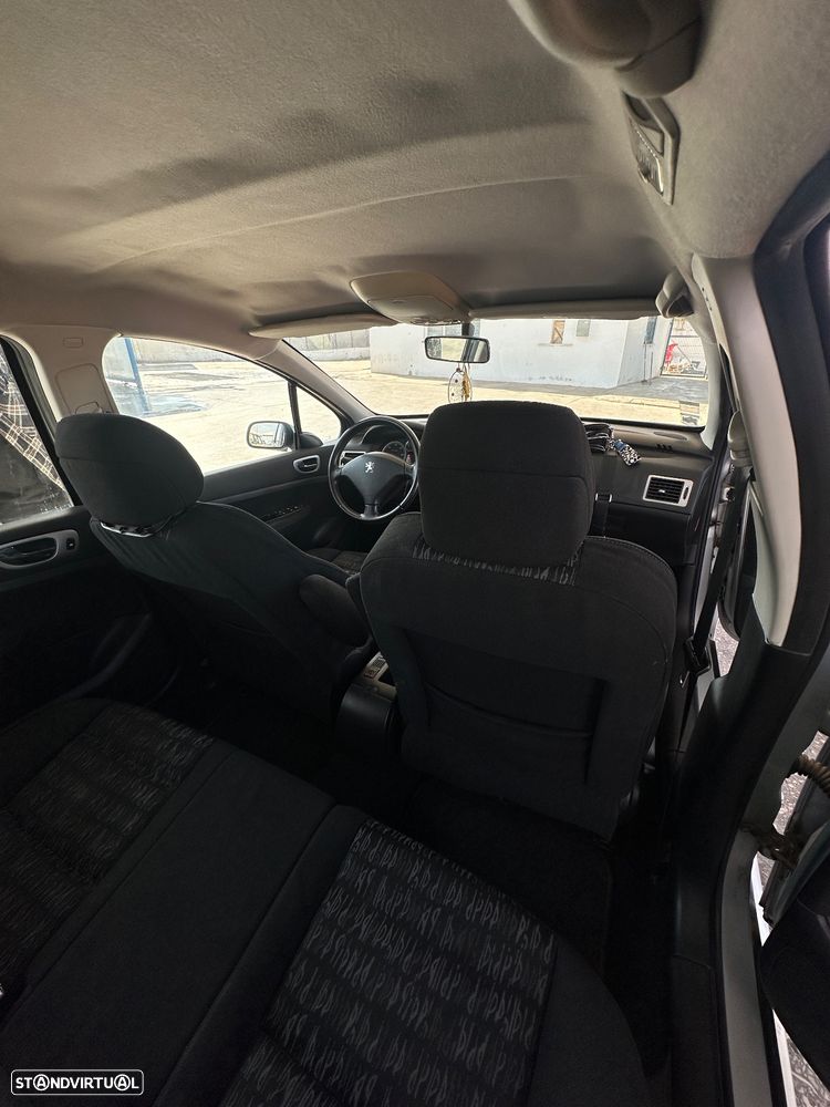 Peugeot 307 SW 1.6 HDi - 21