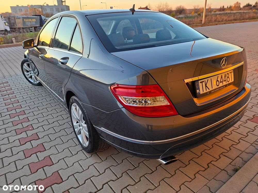 Mercedes-Benz Klasa C 200 Avantgarde Edition - 11