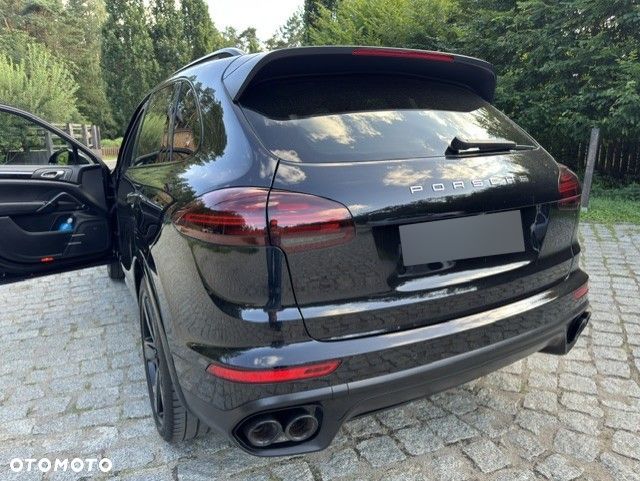 Porsche Cayenne Diesel Platinum Edition - 4