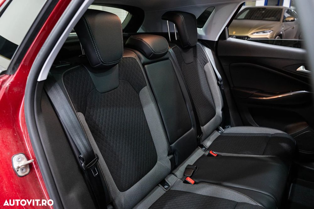 Opel Grandland X 1.5 D Start/Stop Automatik Business Edition - 32