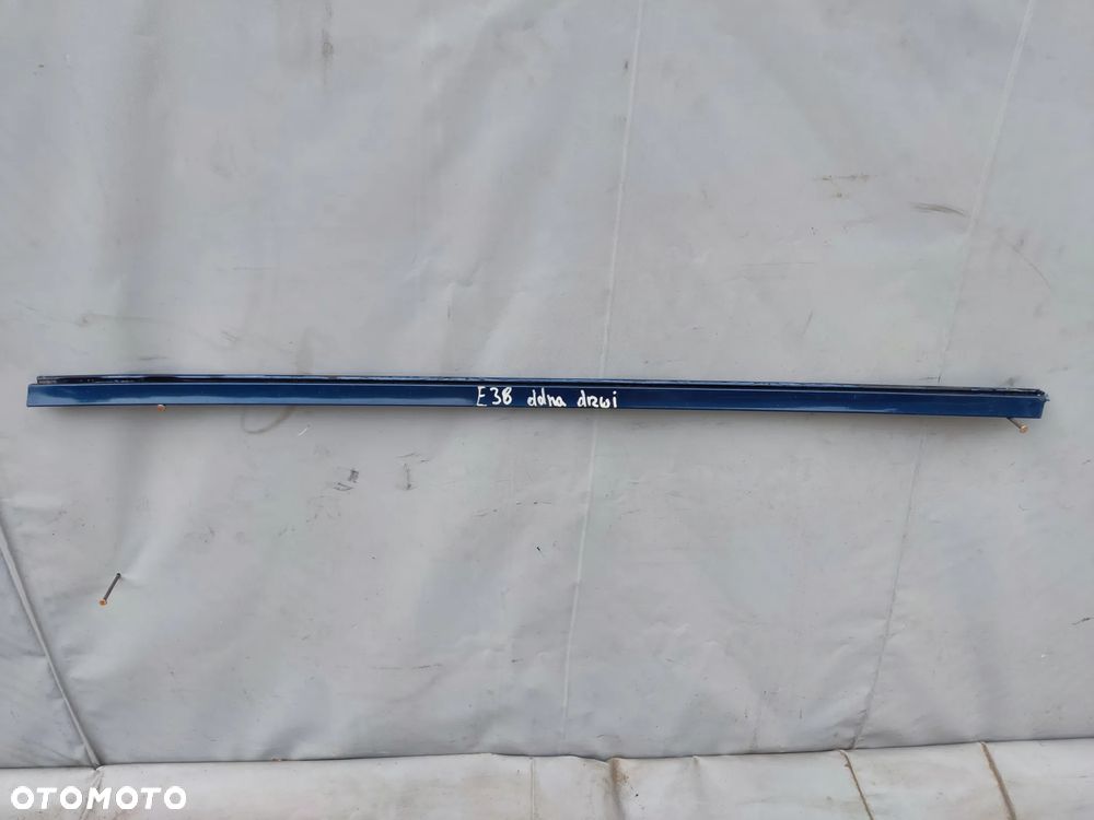 BMW 7 E38 LISTWA DOLNA DRZWI PRZEDNICH PRAWA