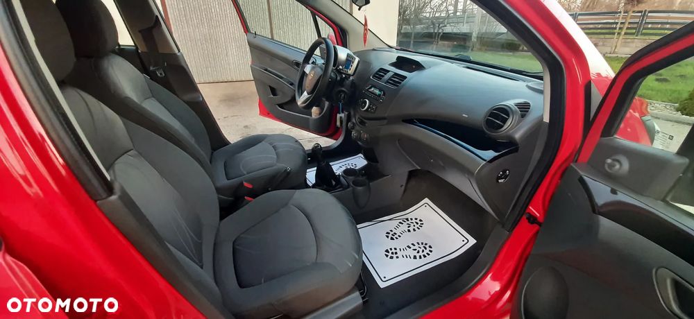 Chevrolet Spark - 36
