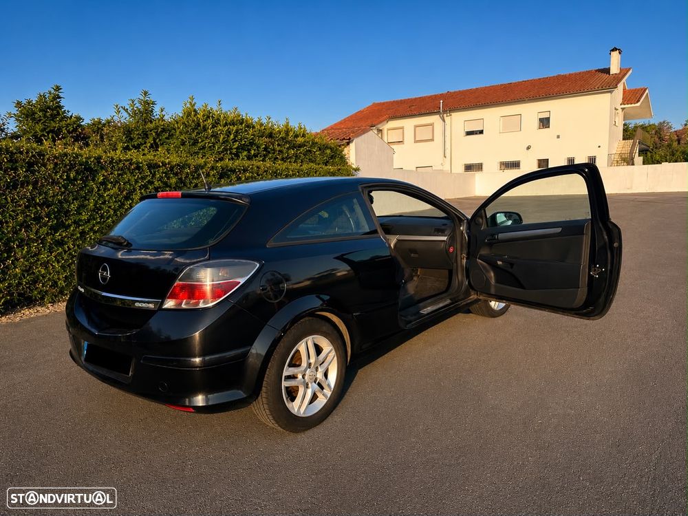 Opel Astra GTC 1.3 CDTI - 3