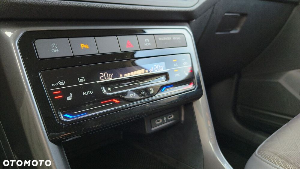 Volkswagen T-Cross - 26
