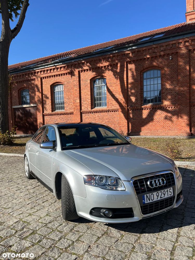 Audi S4 Limousine 4.2 Quattro Tiptr - 37