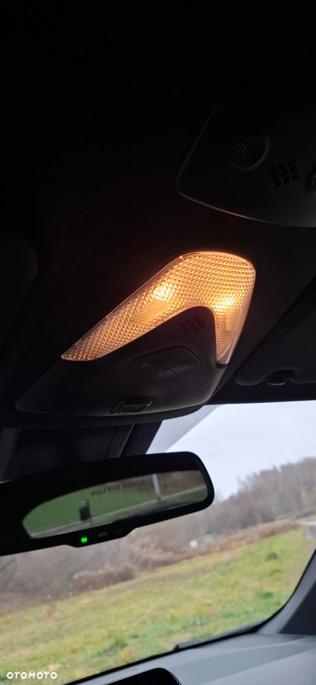 Toyota C-HR 1.8 Hybrid Dynamic - 29