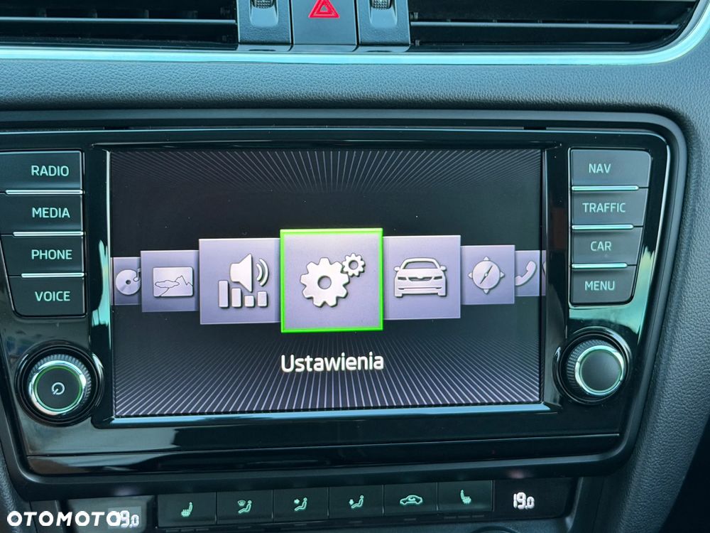 Skoda Octavia 1.6 TDI DPF Elegance - 20