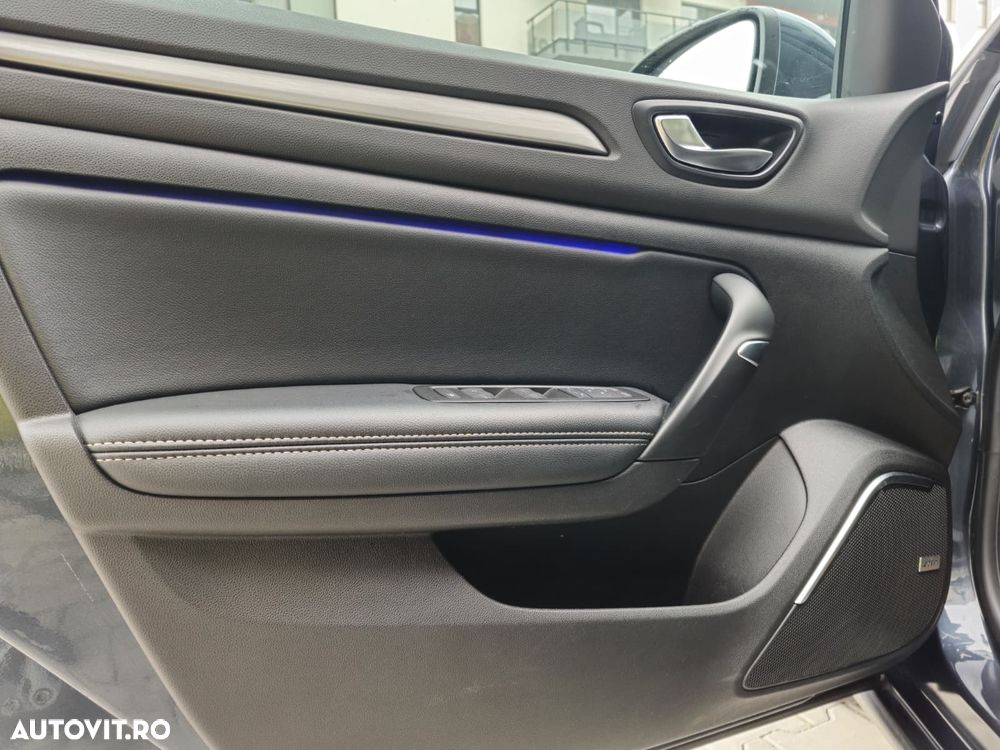 Renault Megane ENERGY dCi 130 BOSE EDITION - 10