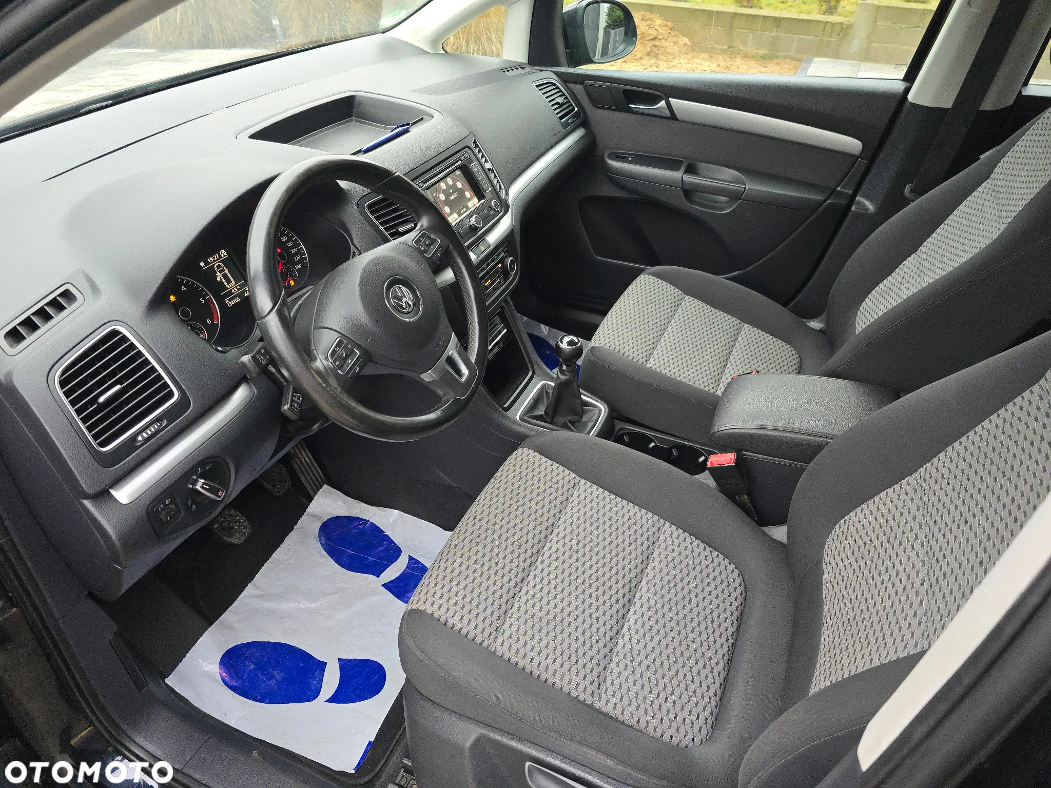 Volkswagen Sharan 2.0 TDI BlueMotion Technology Trendline - 9