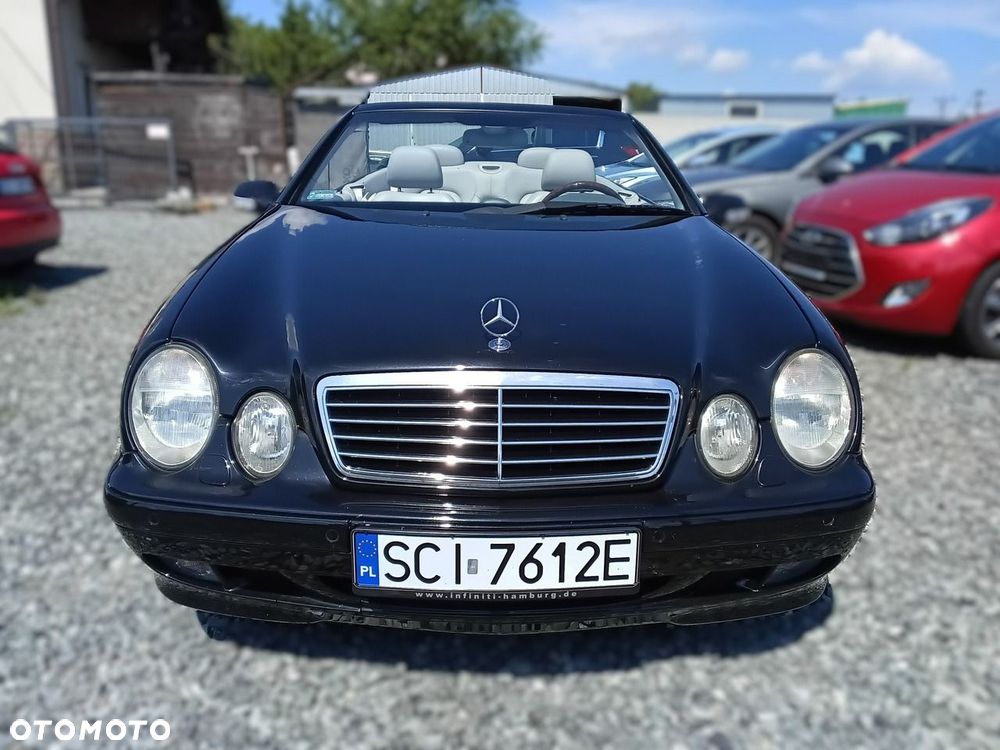 Mercedes-Benz CLK - 6