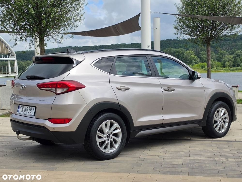 Hyundai Tucson blue 1.7 CRDi 2WD Advantage - 36