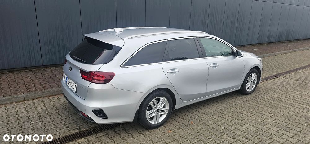 Kia Ceed 1.6 CRDi L Business Line DCT - 21
