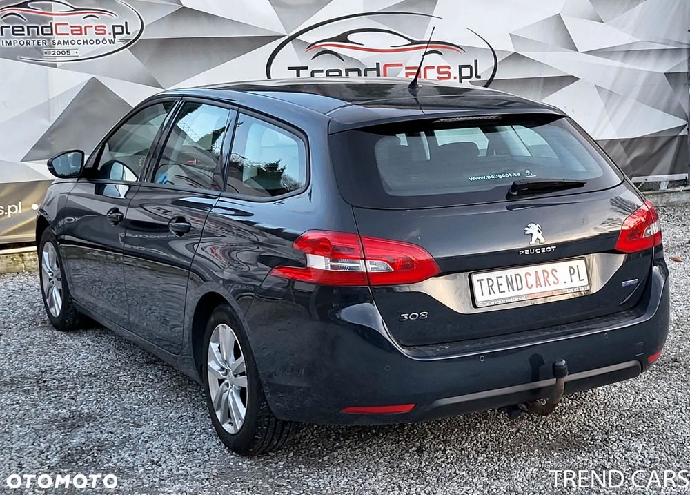 Peugeot 308 1.2 PureTech Allure S&S - 6