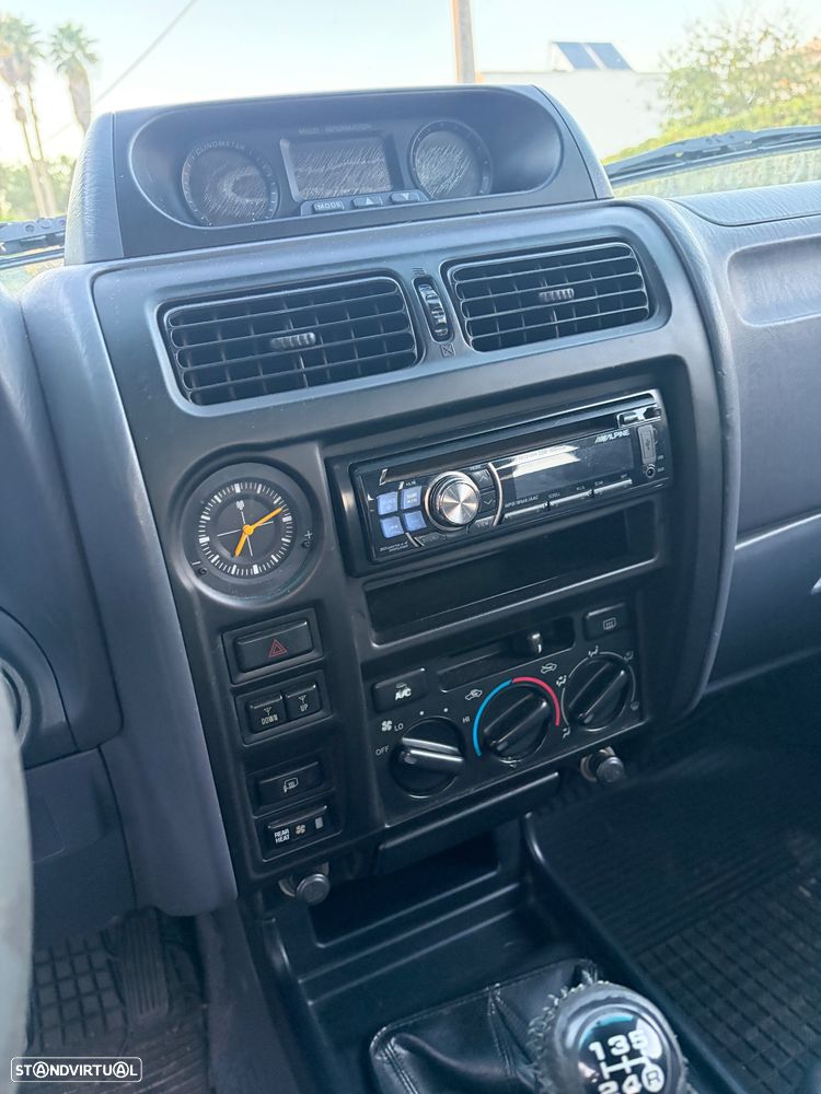 Toyota Land Cruiser - 6