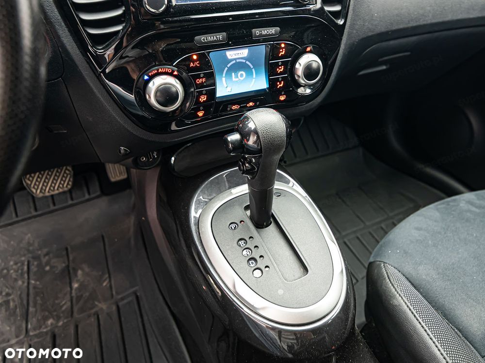 Nissan Juke 1.6 N-Connecta Xtronic EU6 - 19