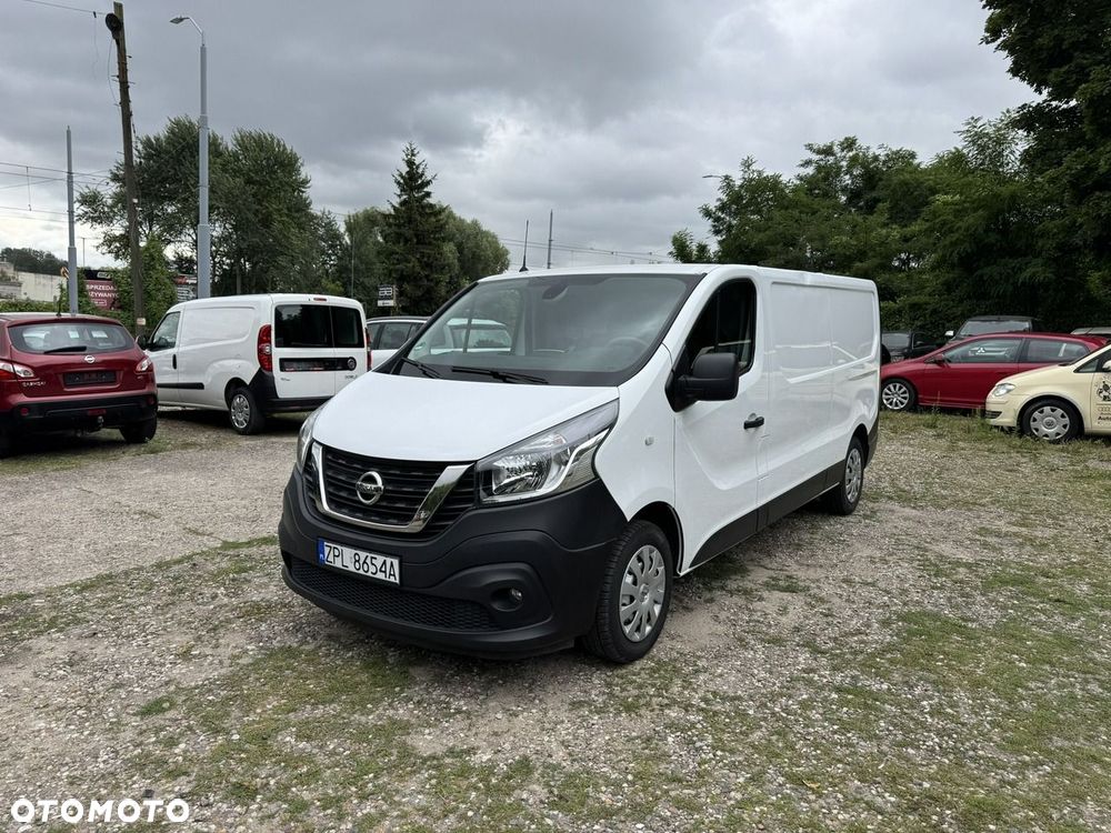 Nissan NV300 - 24