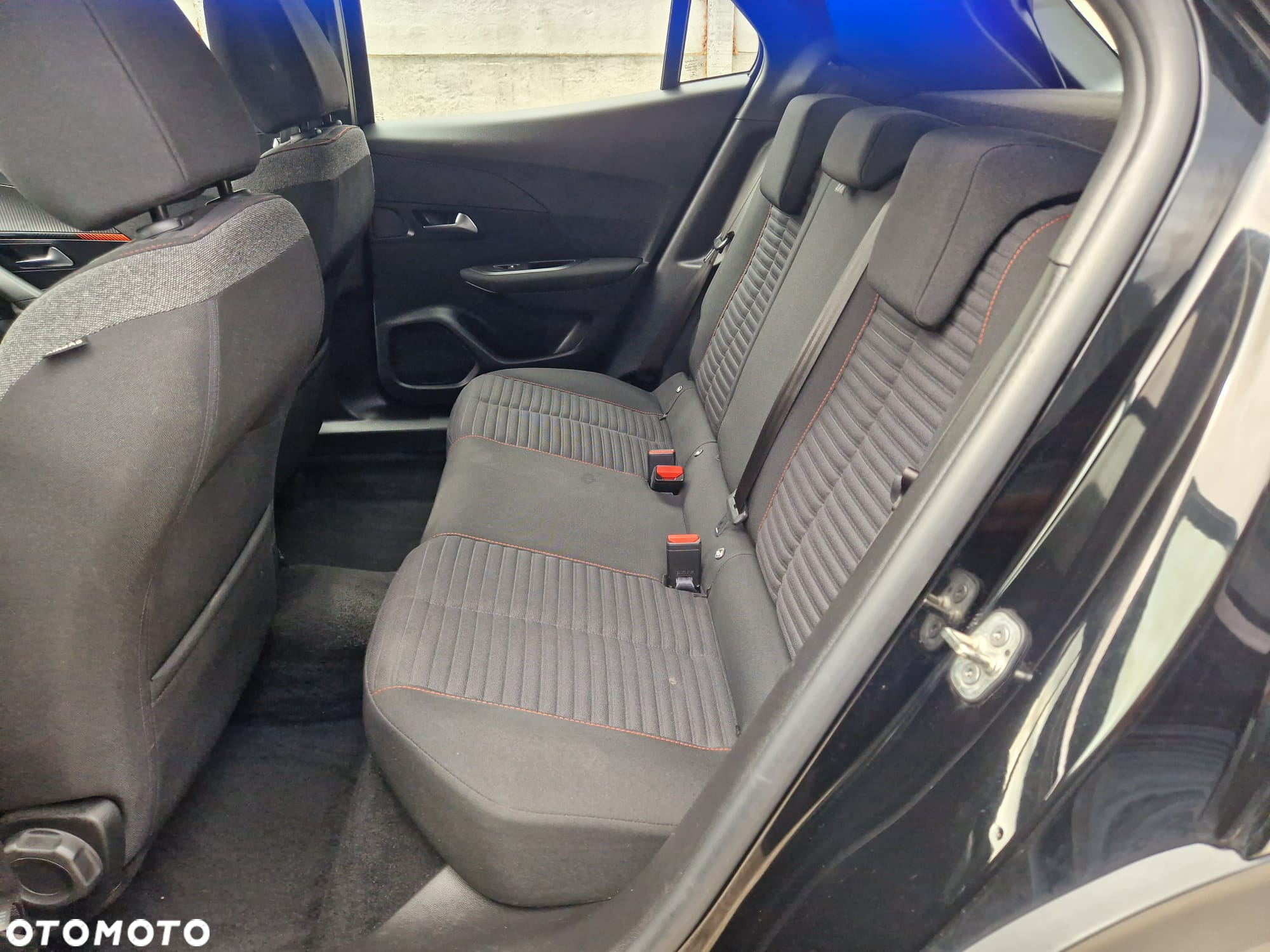 Peugeot 2008 - 15
