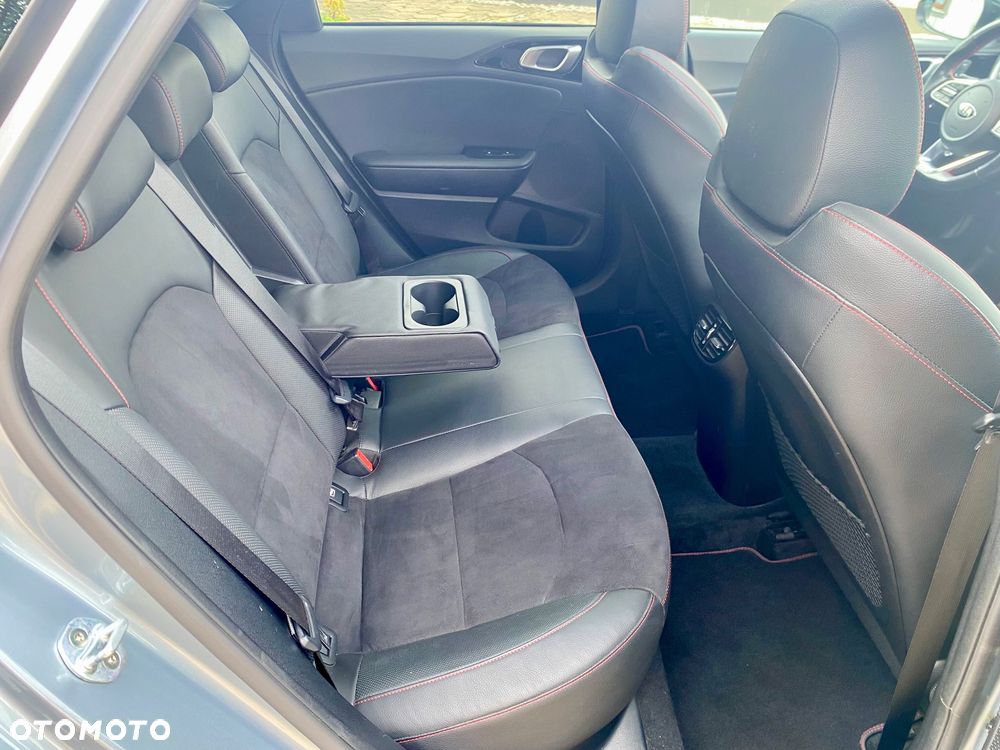 Kia ProCeed 1.6 T-GDI DCT7 OPF GT - 20