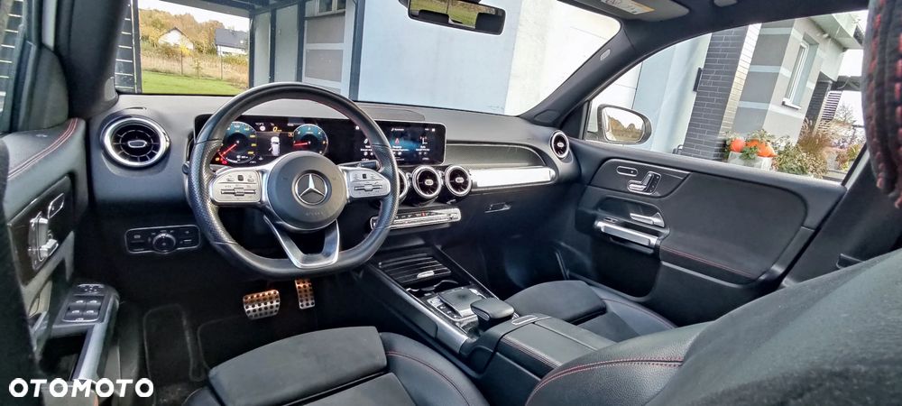Mercedes-Benz GLB 220 d 4-Matic AMG Line 8G-DCT - 3
